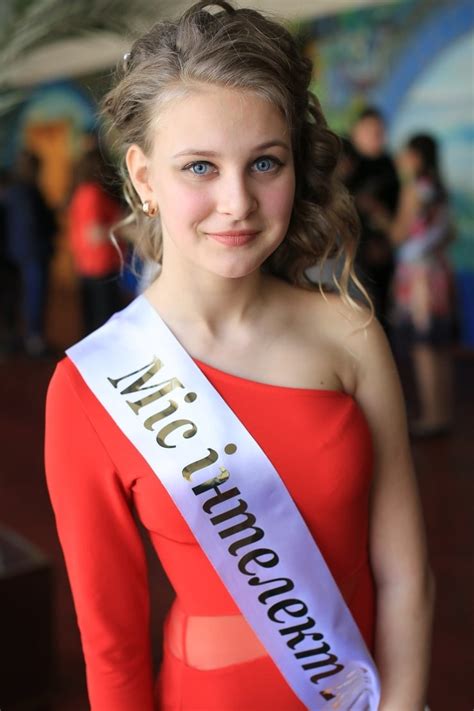 Anya Volkova .